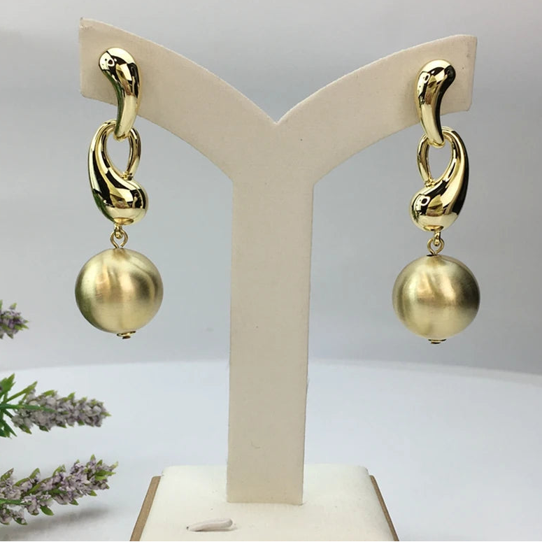 Aurelia Drop Earrings