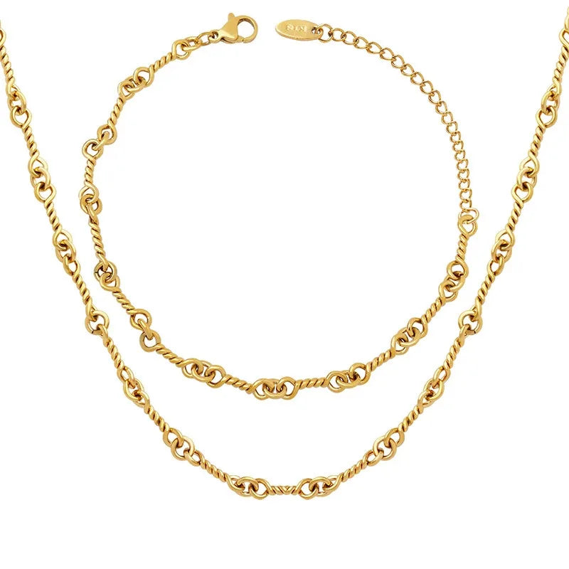 Liora Set – Bold. Irregular. Unapologetically Chic
