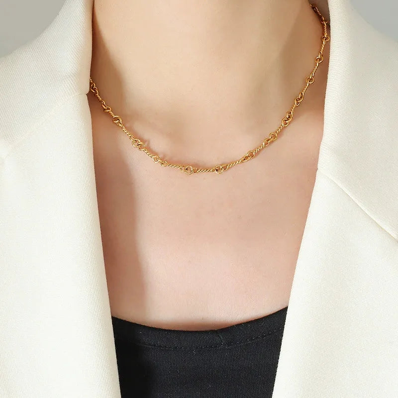 Liora Set – Bold. Irregular. Unapologetically Chic